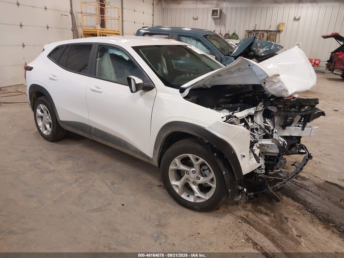 2026 CHEVROLET TRAX FWD LS