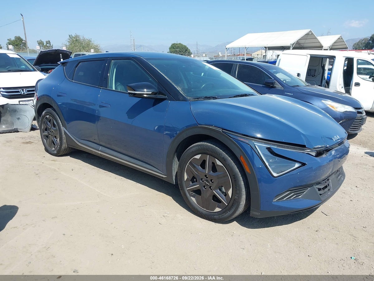 2025 KIA EV6 LIGHT LONG RANGE RWD