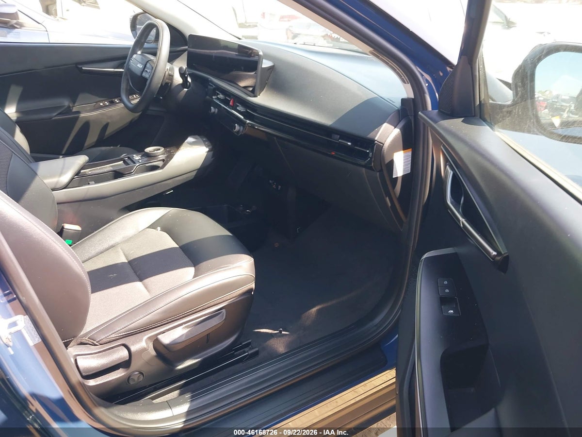 2025 KIA EV6 LIGHT LONG RANGE RWD — photo 5