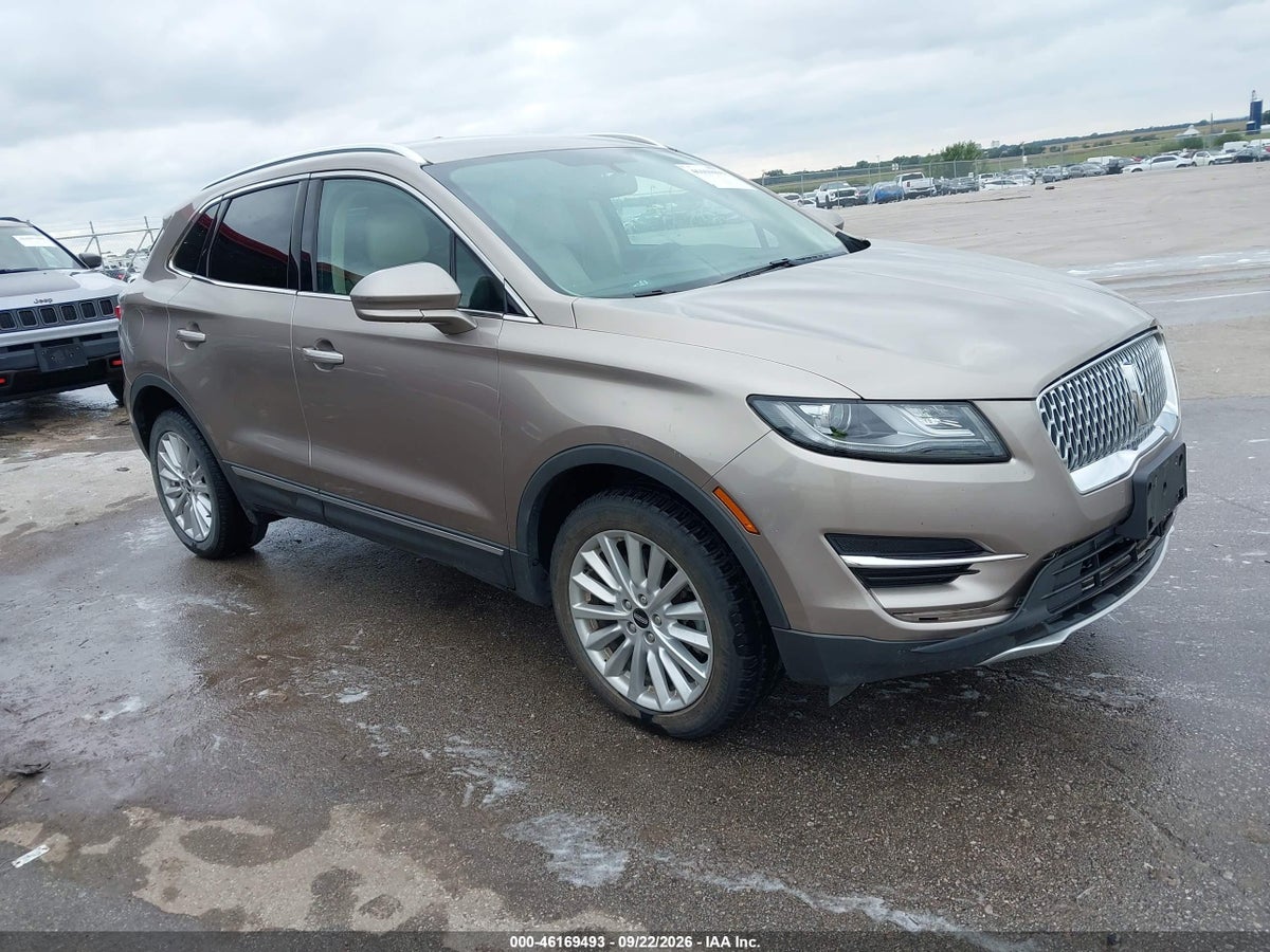 2019 LINCOLN MKC STANDARD