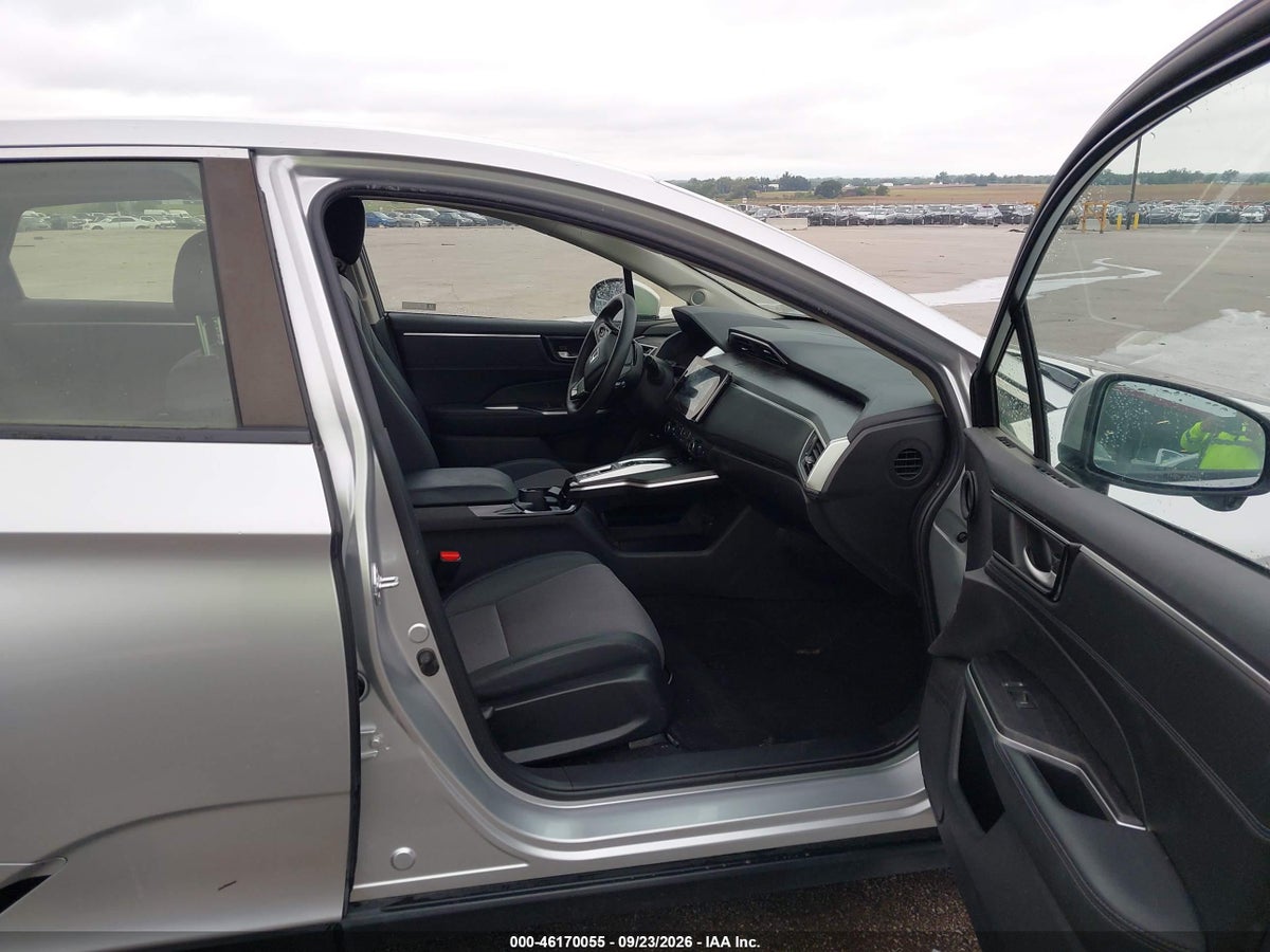 2021 HONDA CLARITY PLUG-IN HYBRID — photo 5