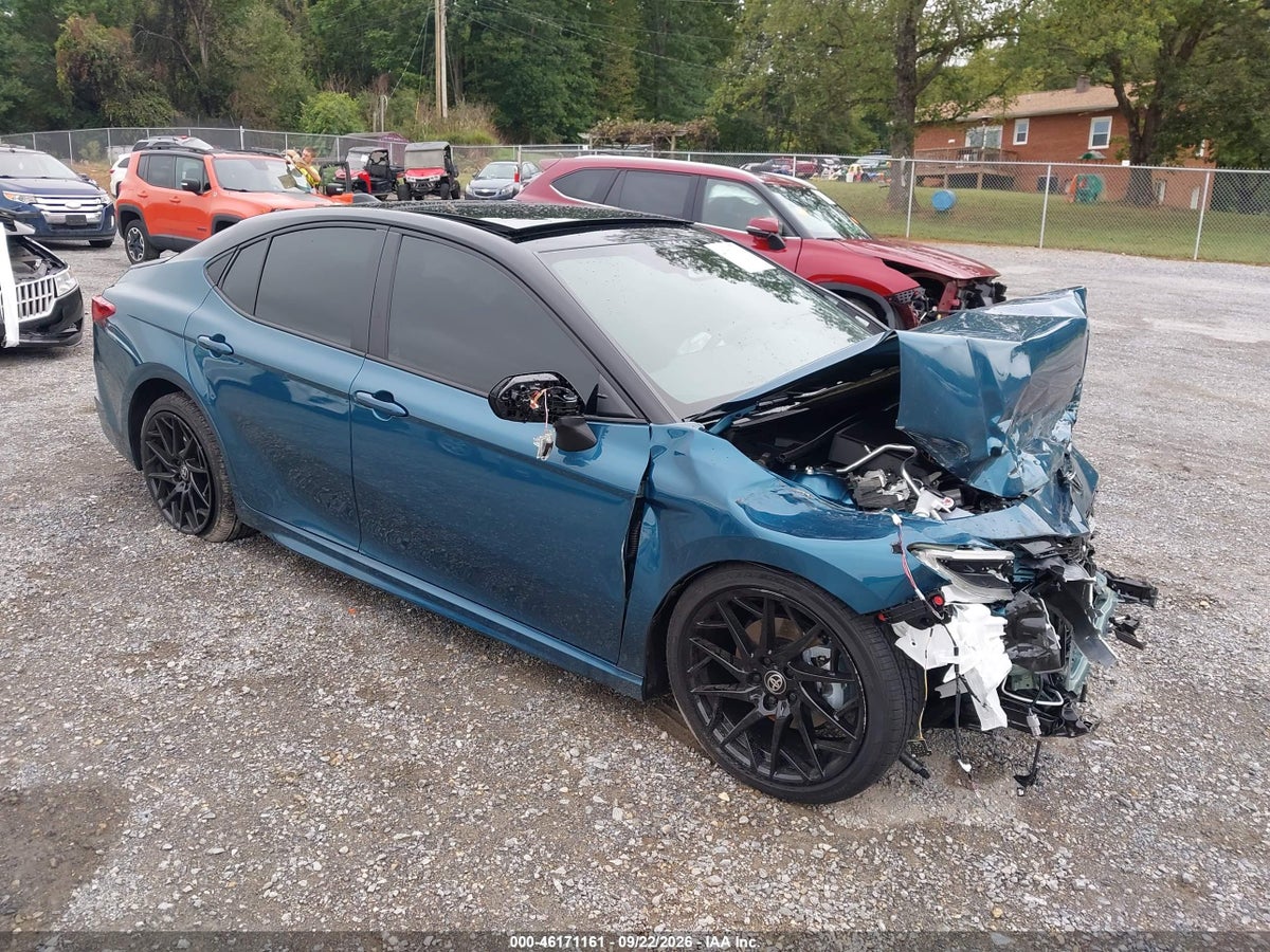 2026 TOYOTA CAMRY XSE