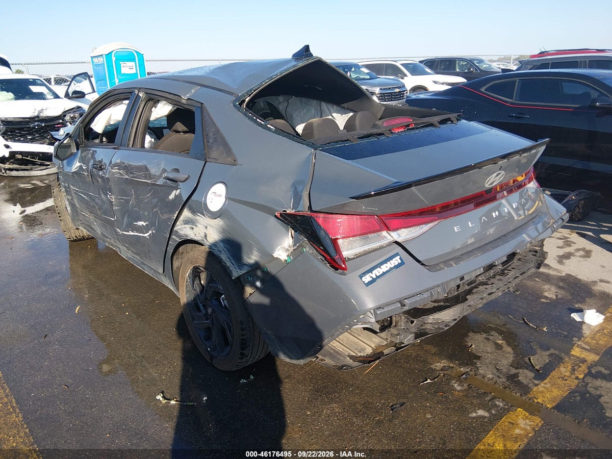2026 HYUNDAI ELANTRA SEL SPORT — снимка 3