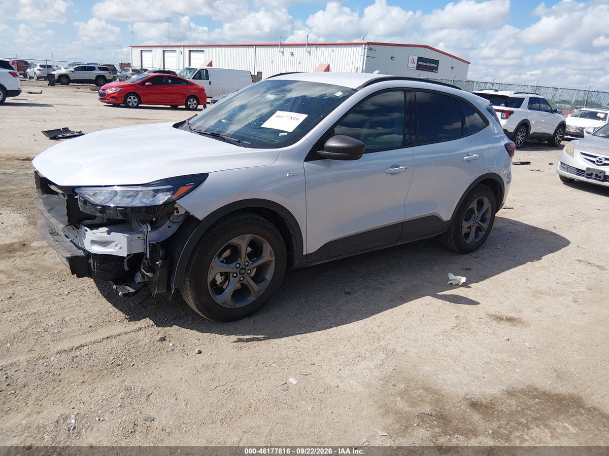 2026 FORD ESCAPE ST-LINE — photo 2