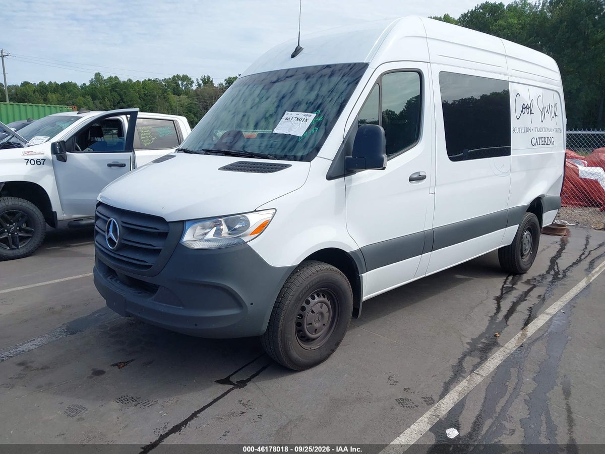 2025 MERCEDES-BENZ SPRINTER 2500 STANDARD ROOF 4-CYL DIESEL — photo 2