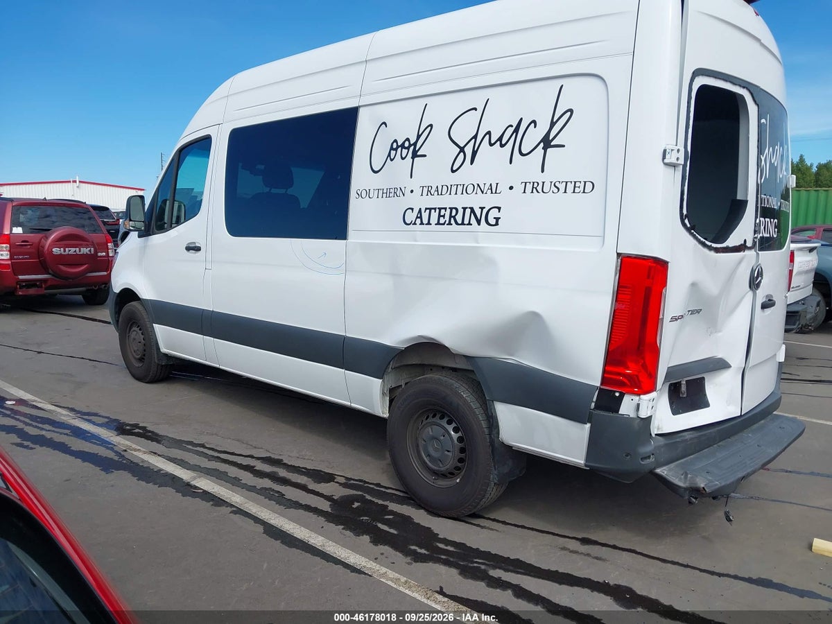 2025 MERCEDES-BENZ SPRINTER 2500 STANDARD ROOF 4-CYL DIESEL — photo 3