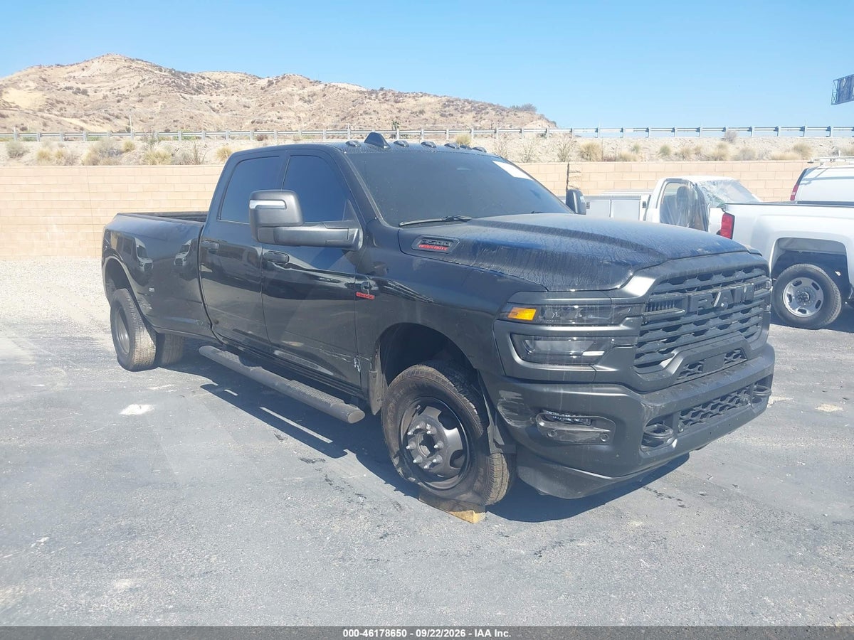 2026 RAM 3500 TRADESMAN 4X4 8' BOX