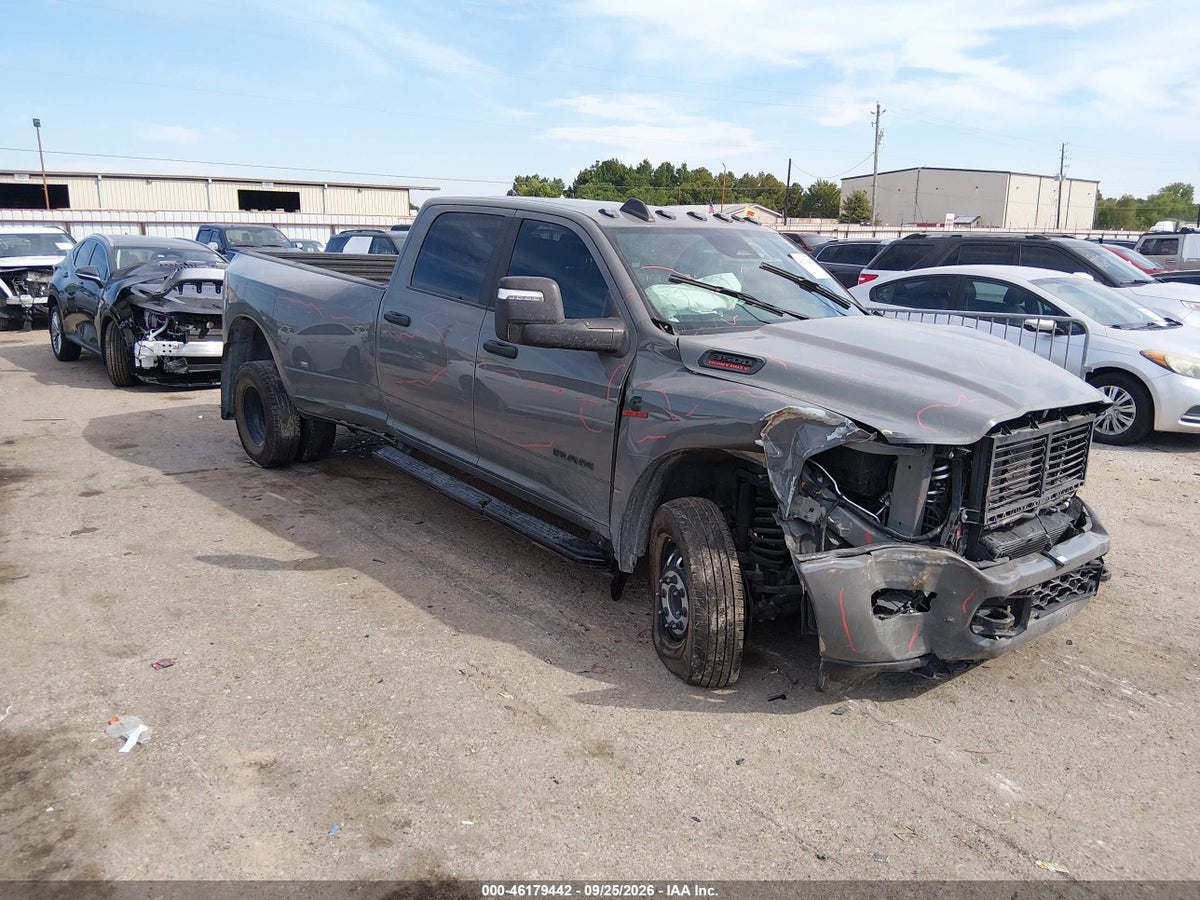 2026 RAM 3500 LONE STAR 4X4 8' BOX