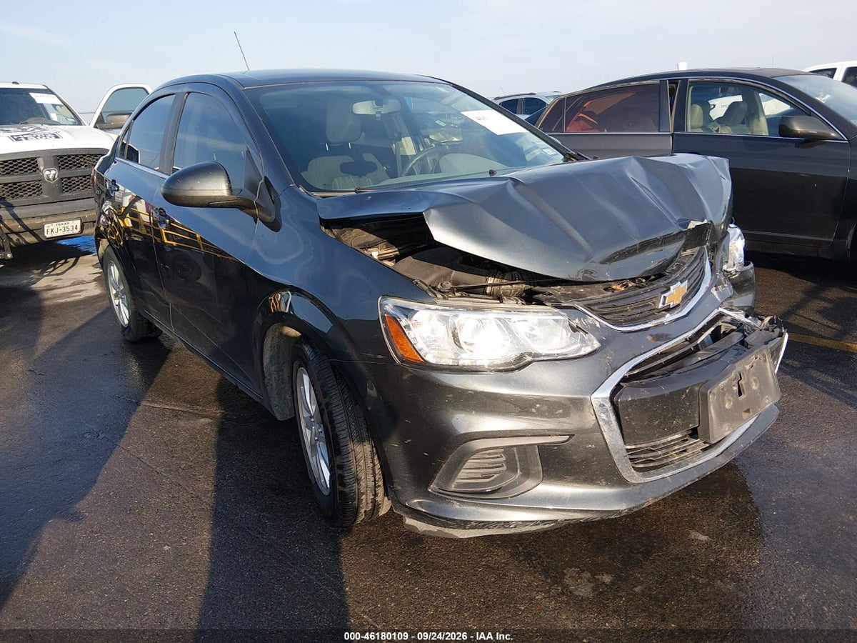 2020 CHEVROLET SONIC FWD LT