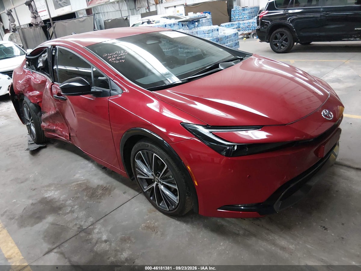2026 TOYOTA PRIUS XLE