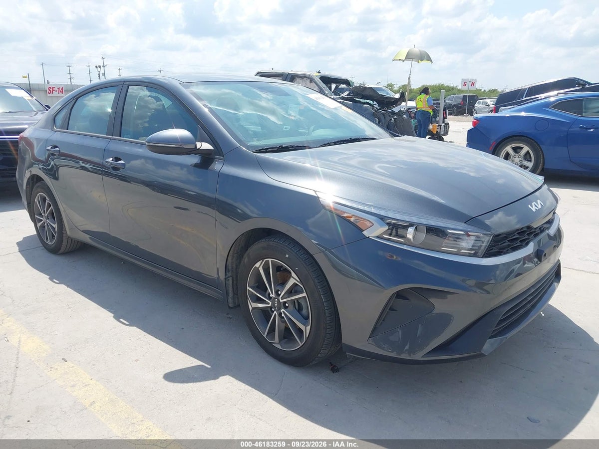 2024 KIA FORTE LXS
