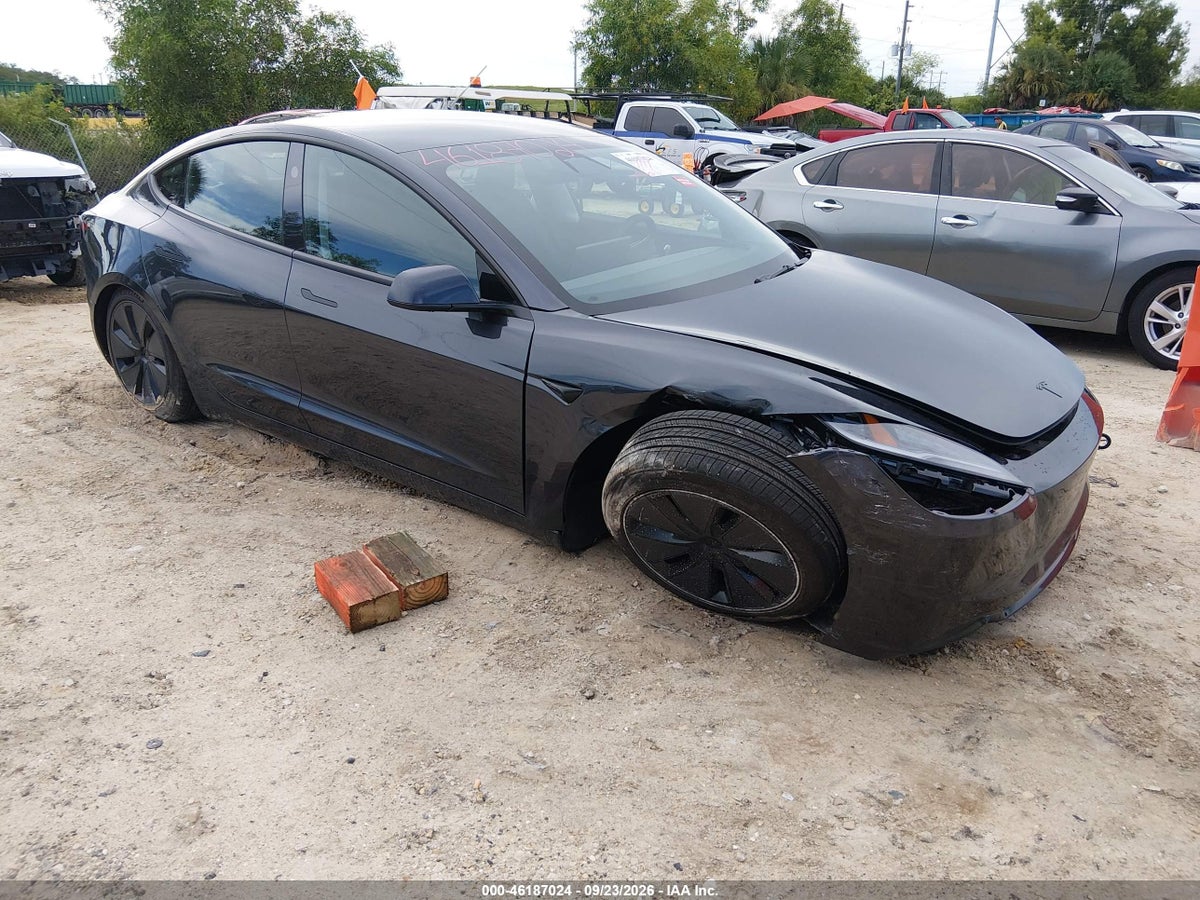 2026 TESLA MODEL 3 PREMIUM REAR-WHEEL DRIVE/REAR-WHEEL DRIVE