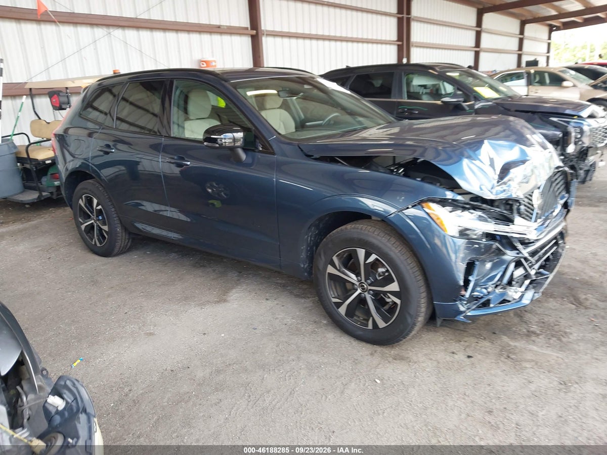 2026 VOLVO XC60 B5 CORE