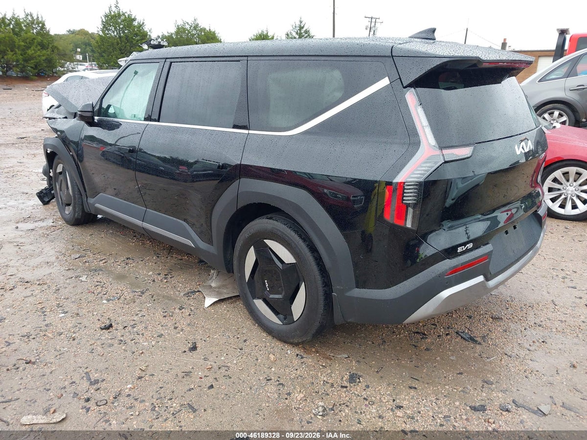 2026 KIA EV9 LIGHT LONG RANGE — photo 3