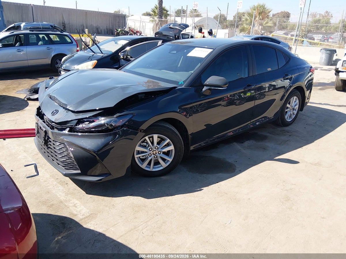 2026 TOYOTA CAMRY LE — снимка 2