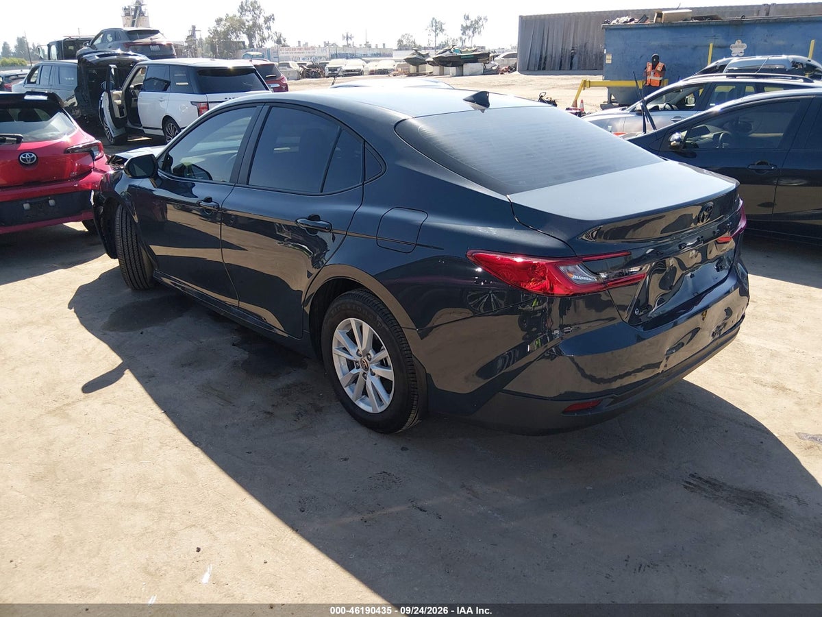 2026 TOYOTA CAMRY LE — снимка 3