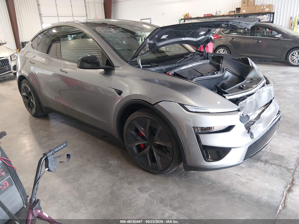 2026 TESLA MODEL Y PERFORMANCE ALL-WHEEL DRIVE