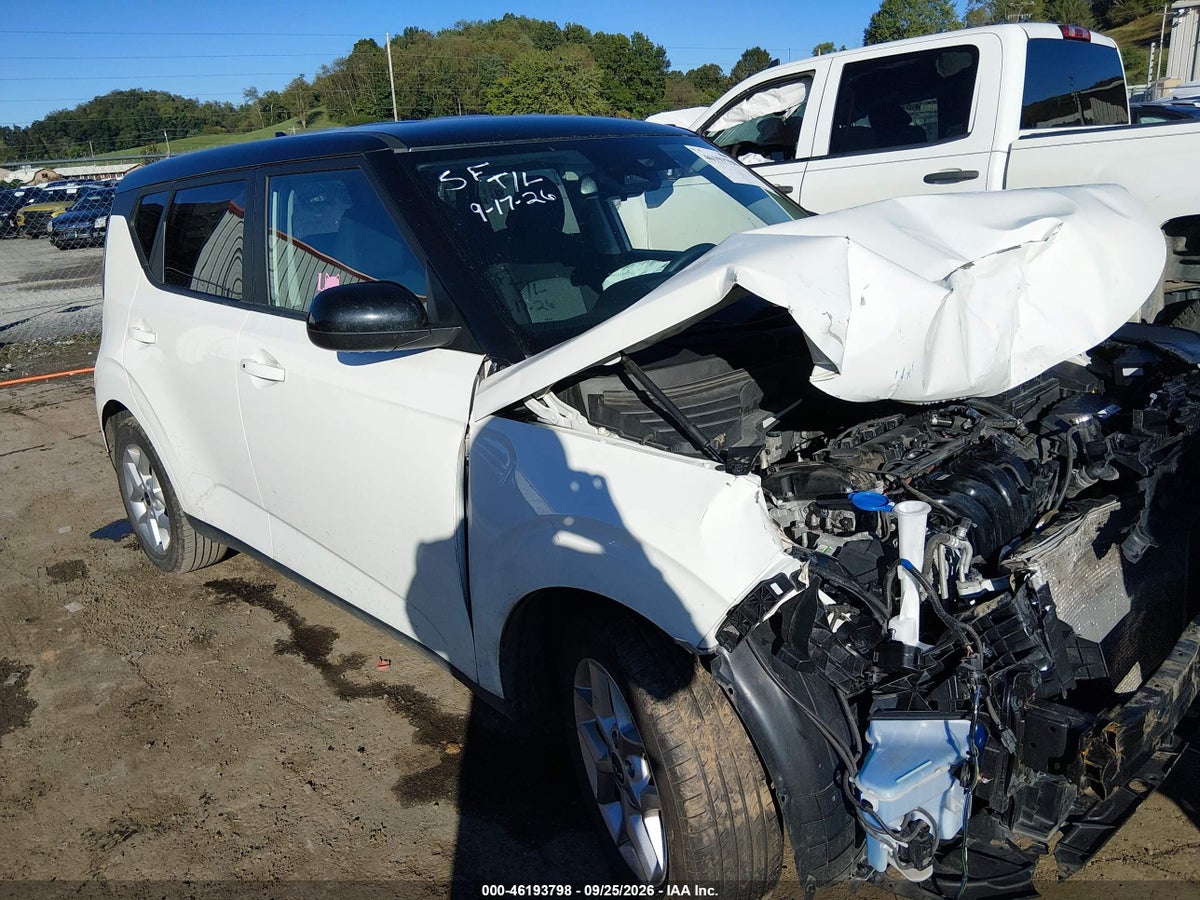 2025 KIA SOUL S