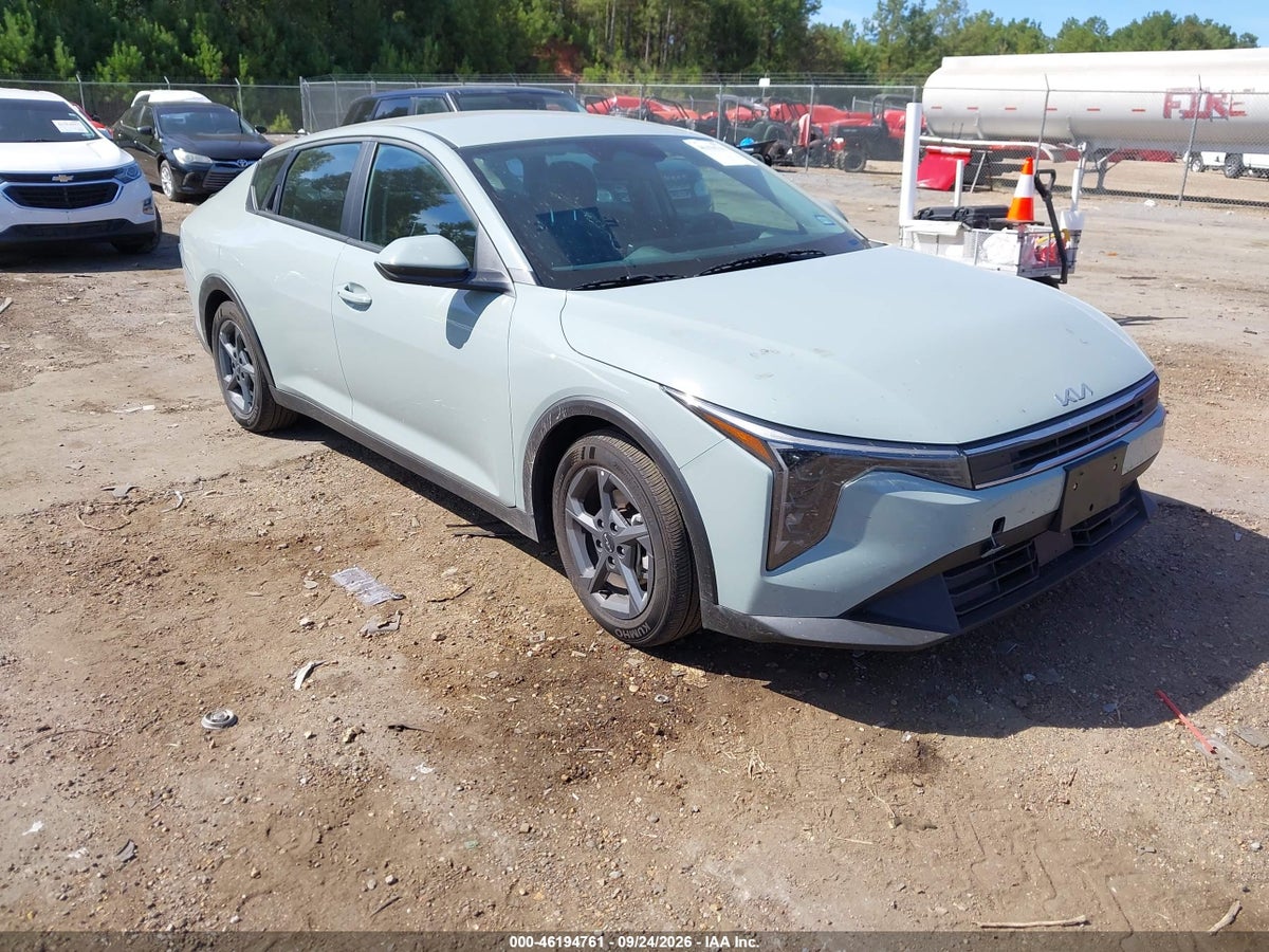 2026 KIA K4 LXS