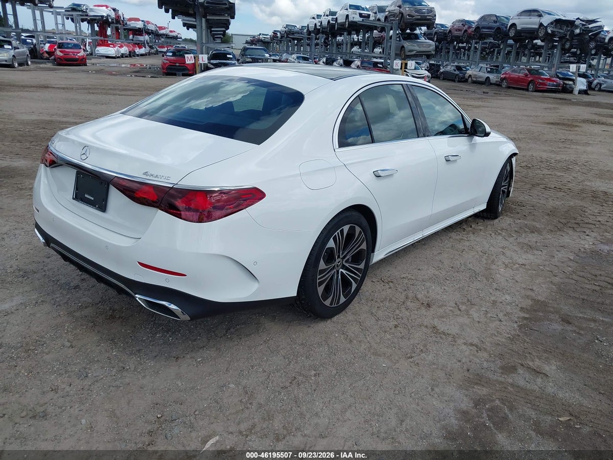 2026 MERCEDES-BENZ E 350 — photo 4