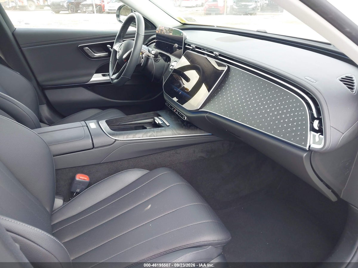 2026 MERCEDES-BENZ E 350 — photo 5