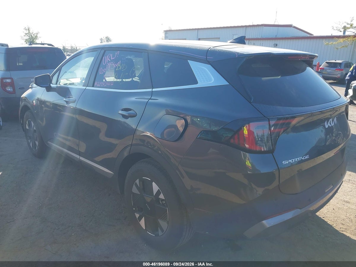 2027 KIA SPORTAGE — photo 3
