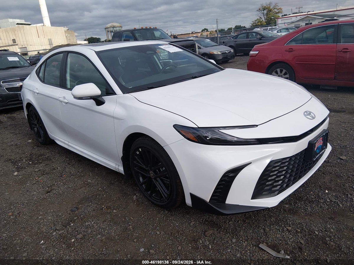 2026 TOYOTA CAMRY SE