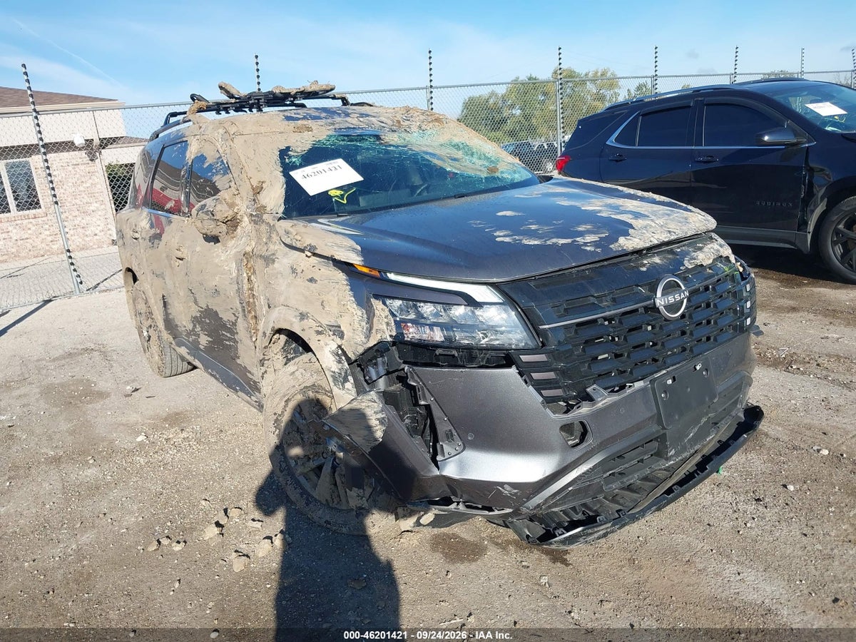 2026 NISSAN PATHFINDER SV