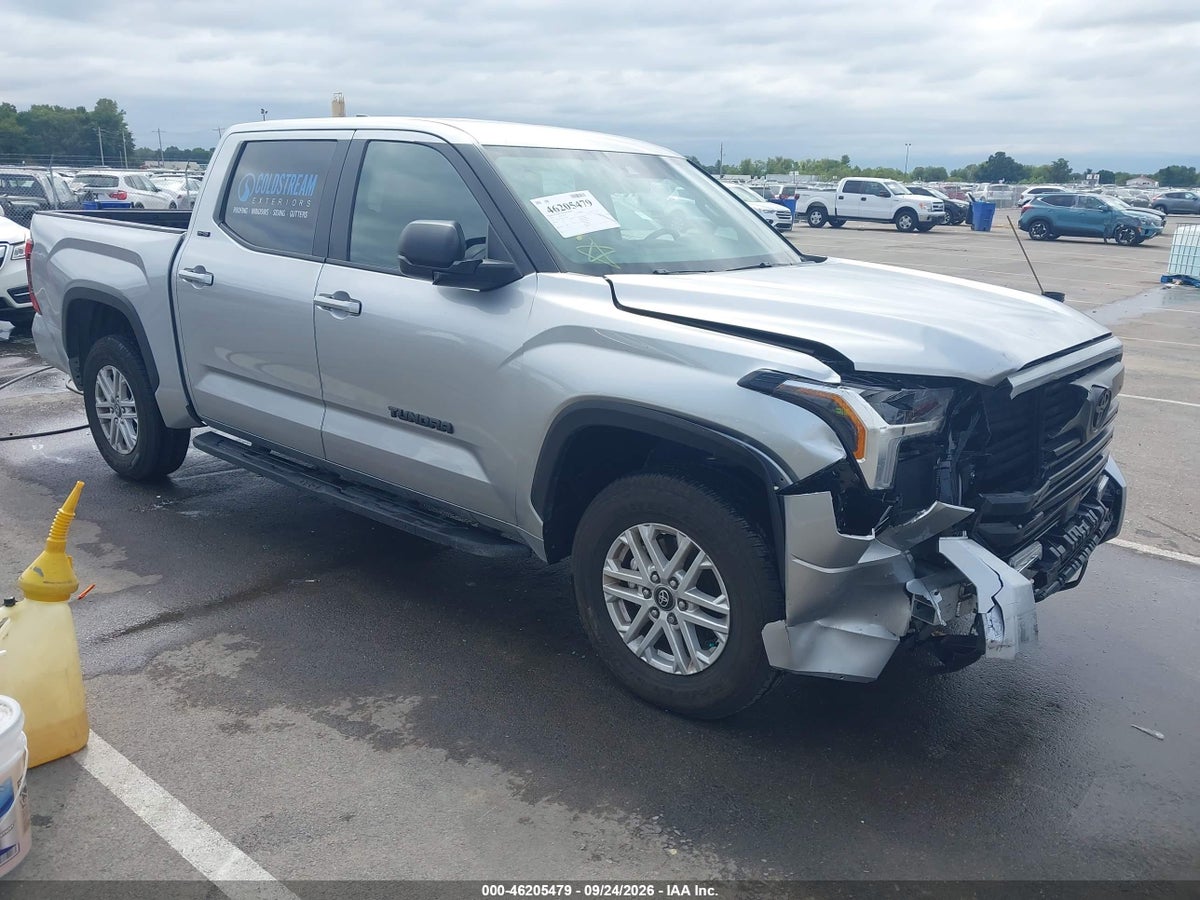 2026 TOYOTA TUNDRA SR5 CREWMAX 5.5' BED