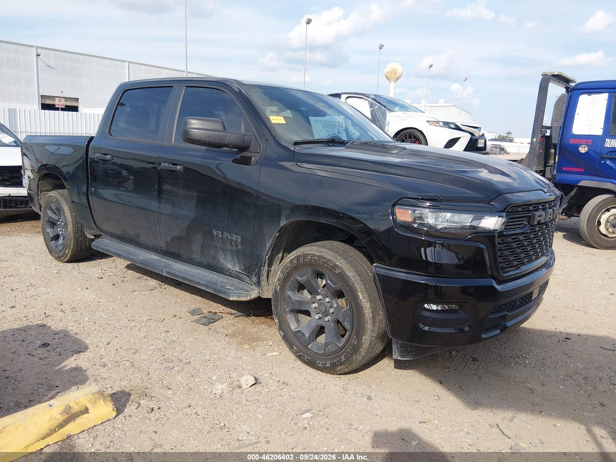 2026 RAM 1500 EXPRESS 4X4 5'7 BOX