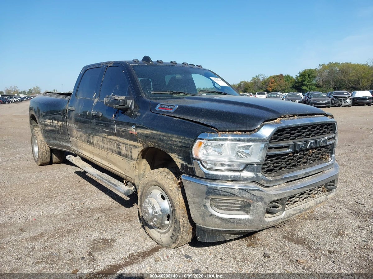 2024 RAM 3500 TRADESMAN 4X4 8' BOX