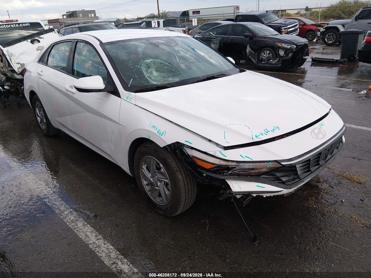 2026 HYUNDAI ELANTRA SE