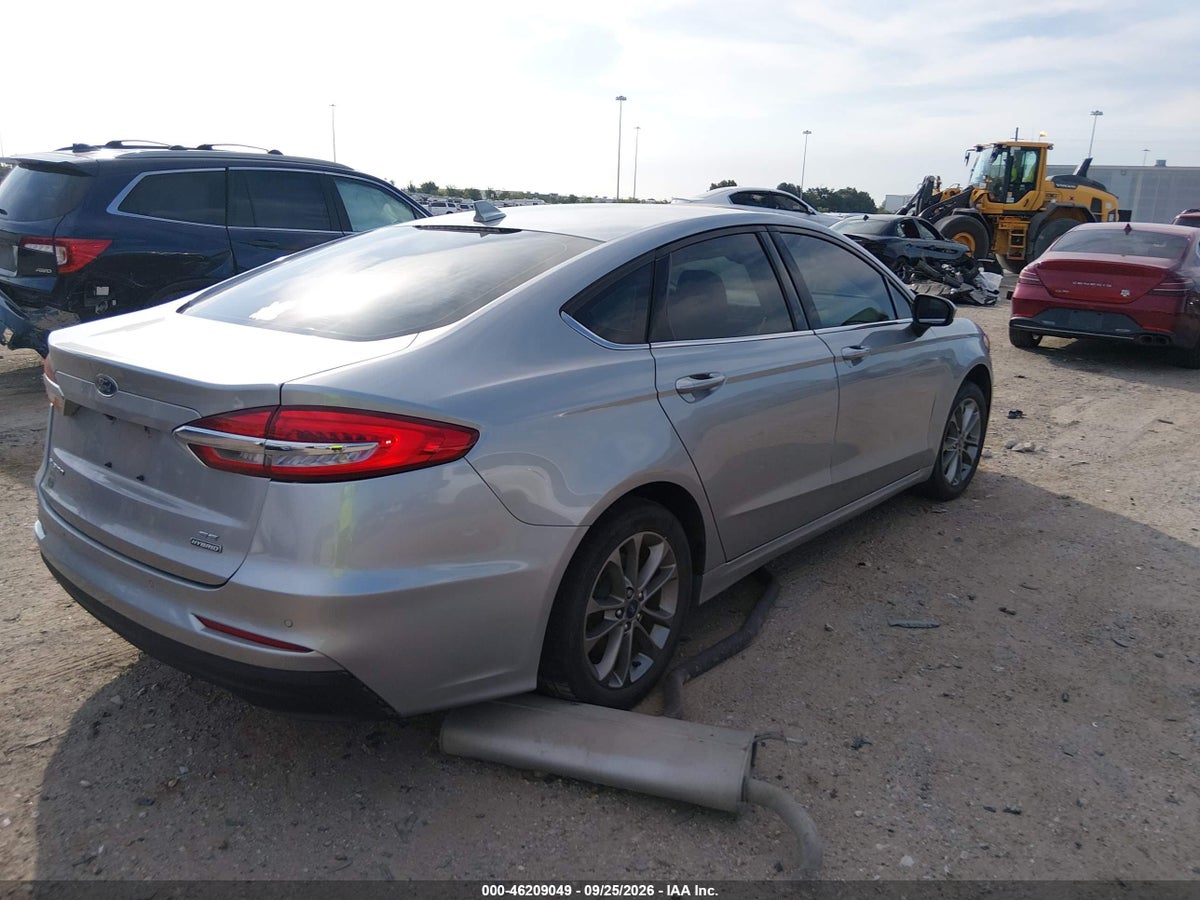 2020 FORD FUSION HYBRID SE — photo 4