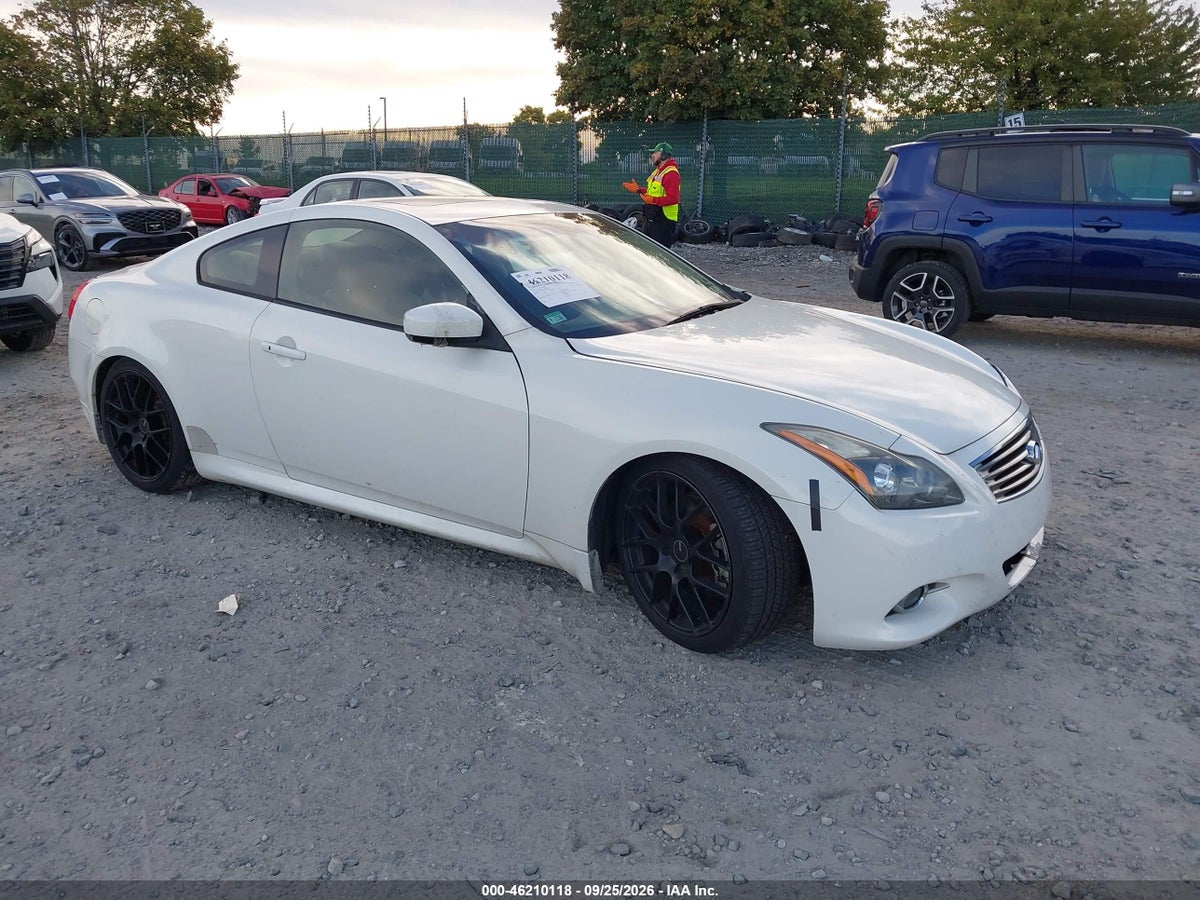 2013 INFINITI G37X