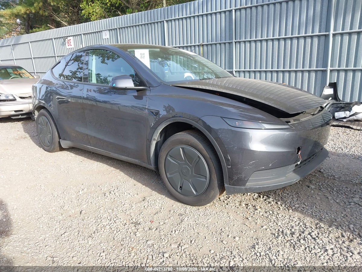2026 TESLA MODEL Y