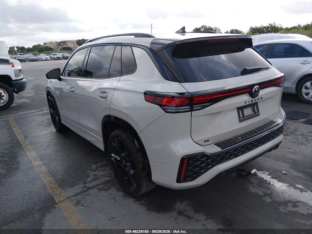 2026 VOLKSWAGEN TIGUAN SE R-LINE BLACK — снимка 3