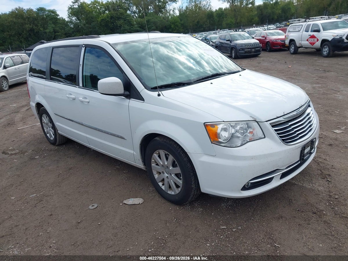 2016 CHRYSLER TOWN & COUNTRY TOURING