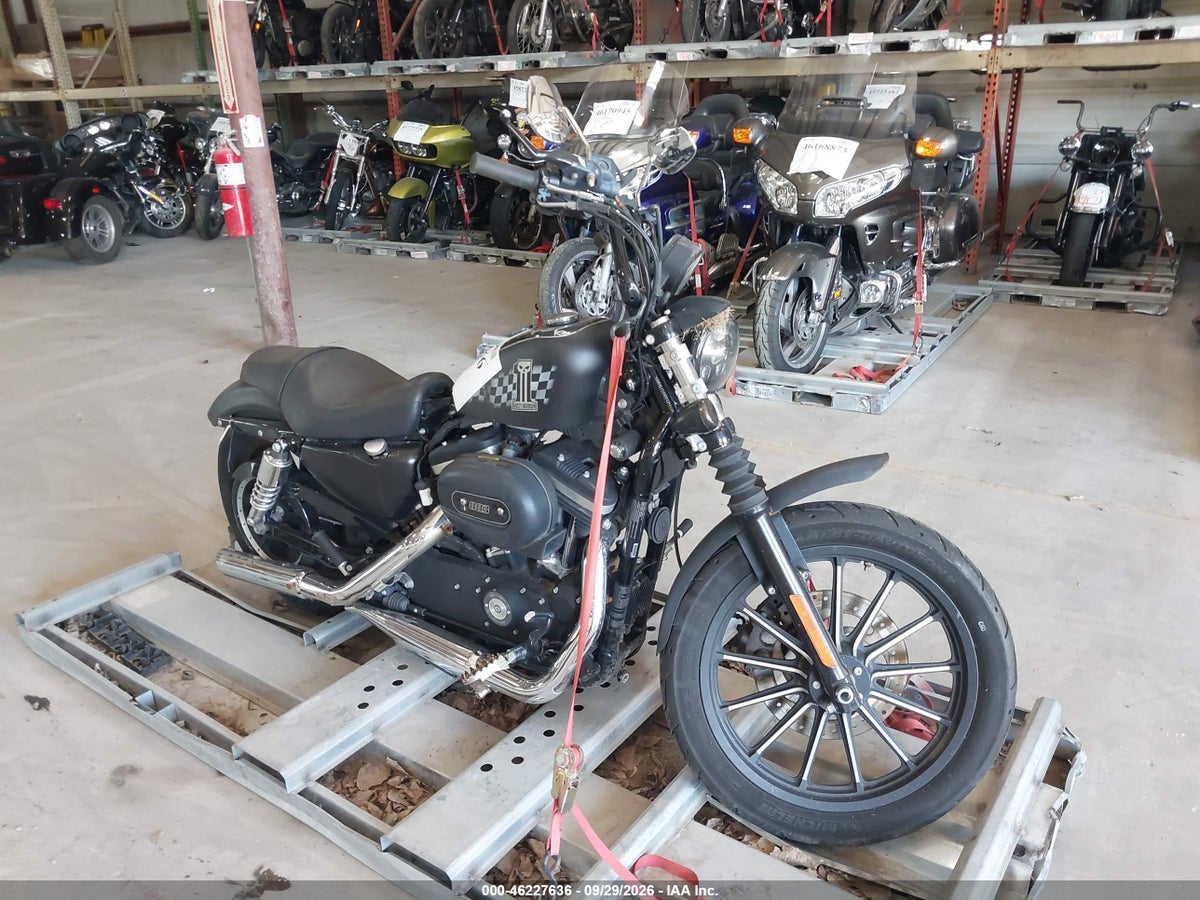 2014 HARLEY-DAVIDSON XL883 IRON 883
