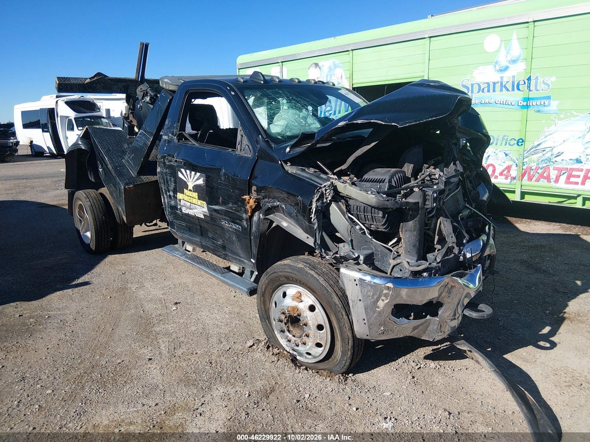 2022 RAM 4500 CHASSIS TRADESMAN/SLT