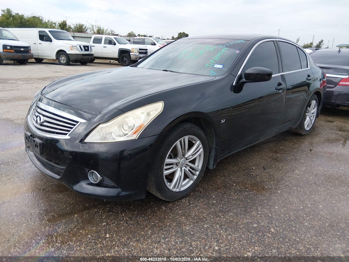2015 INFINITI Q40 — снимка 2