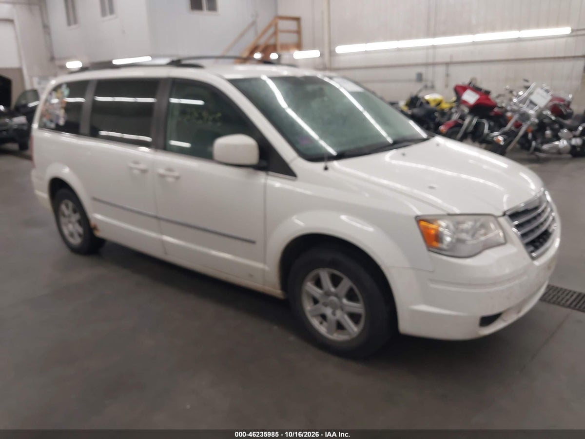2010 CHRYSLER TOWN & COUNTRY TOURING