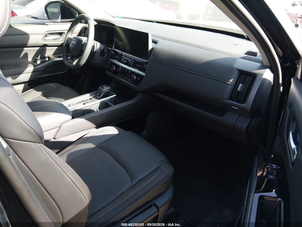 2026 NISSAN PATHFINDER SL — photo 5