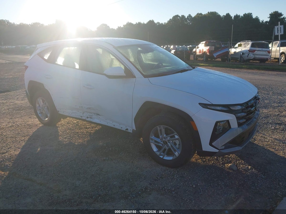 2026 HYUNDAI TUCSON SE