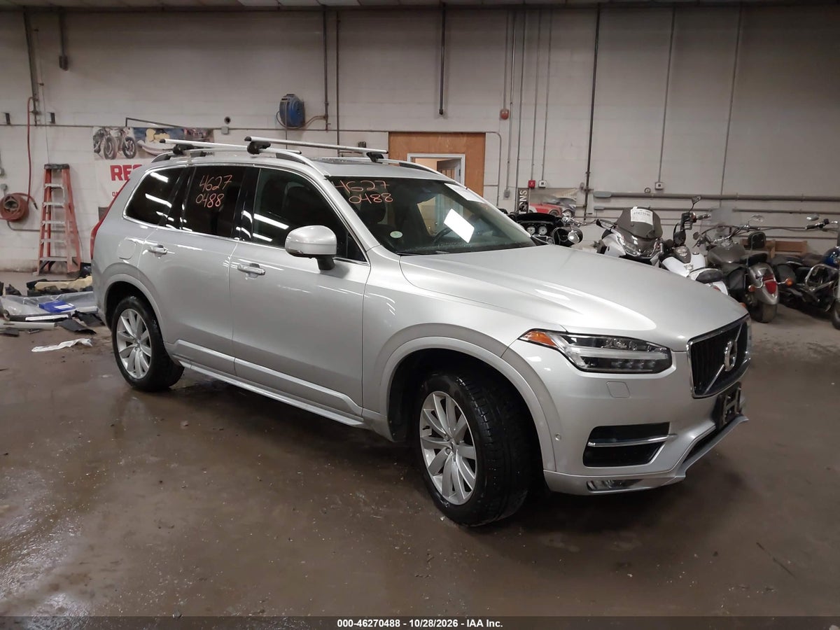 2017 VOLVO XC90 T6 MOMENTUM