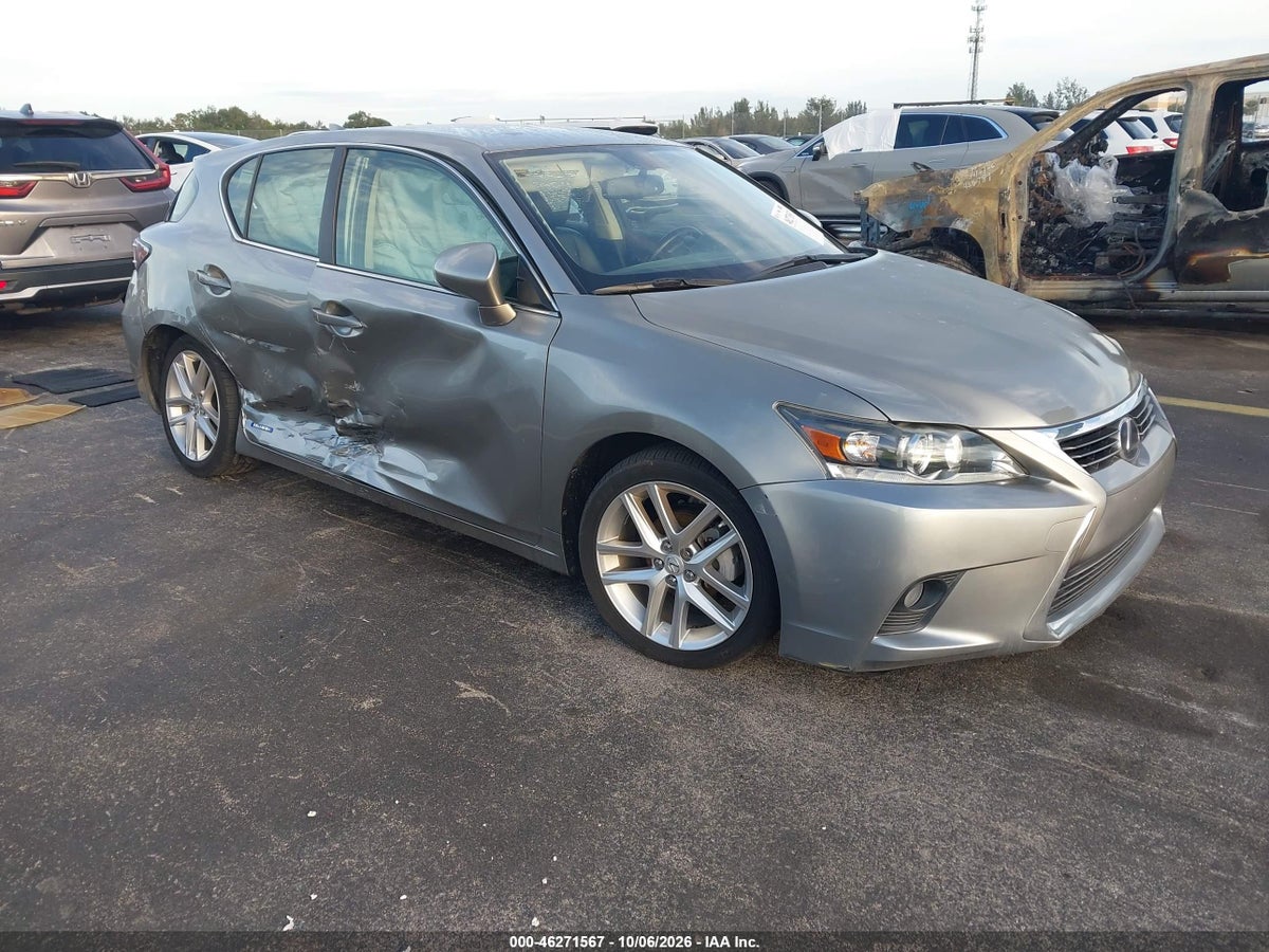 2017 LEXUS CT 200H