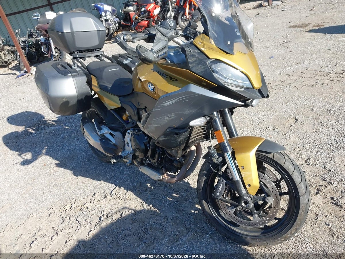 2021 BMW F 900 XR