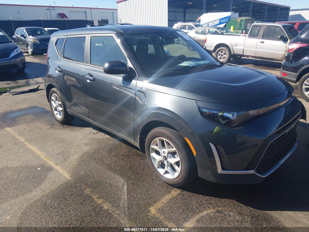 2025 KIA SOUL LX