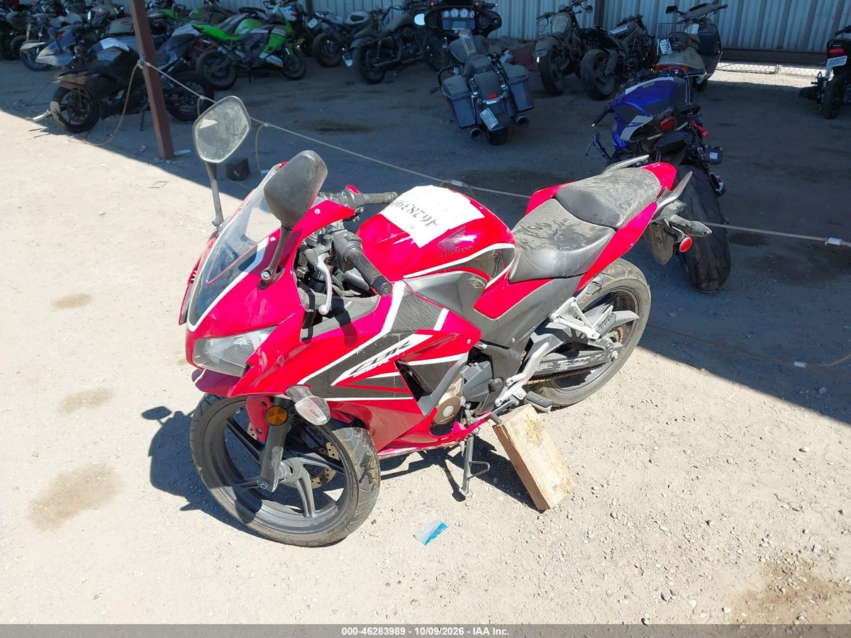 2020 HONDA CBR300 R — снимка 2