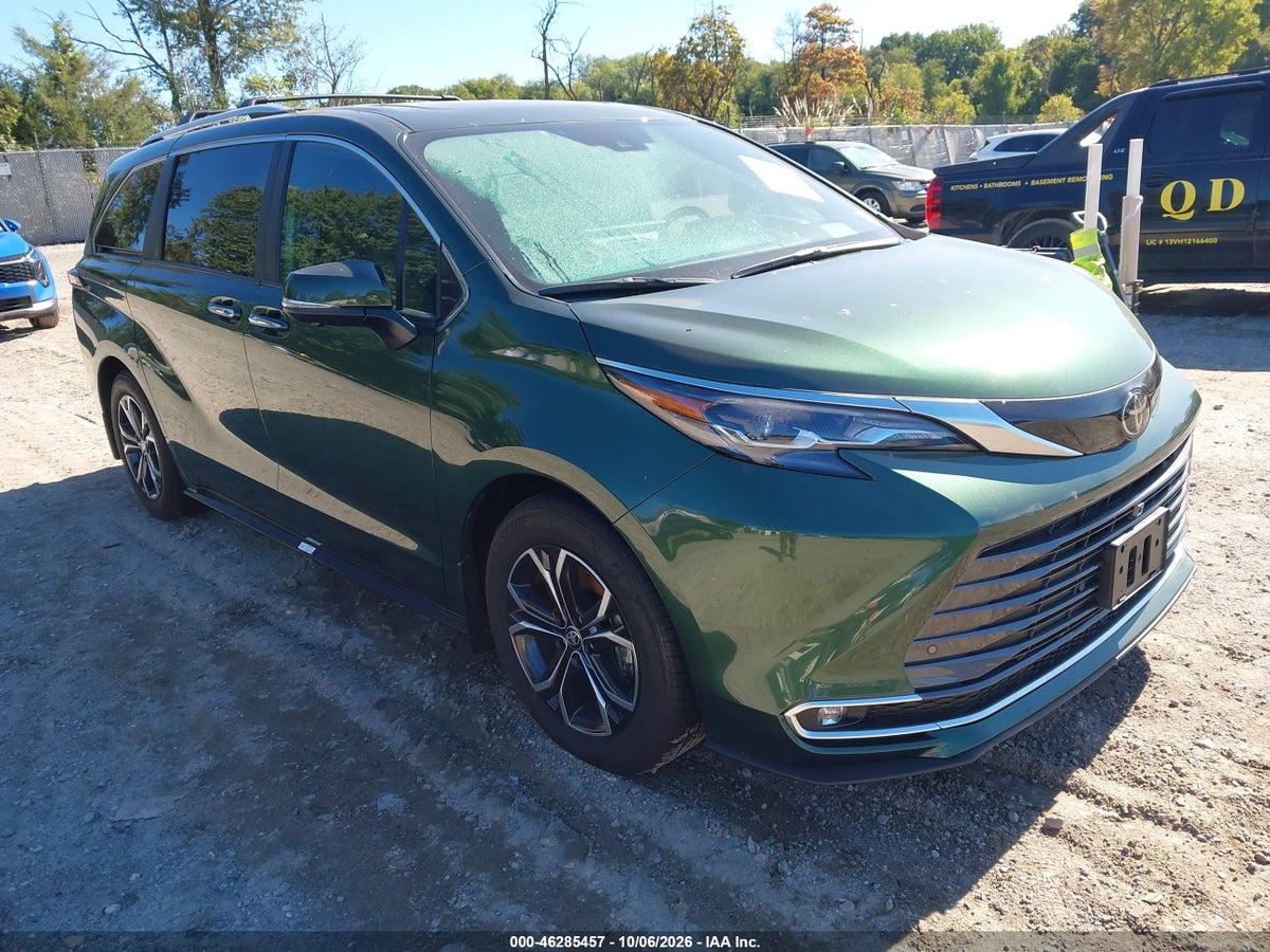 2026 TOYOTA SIENNA PLATINUM
