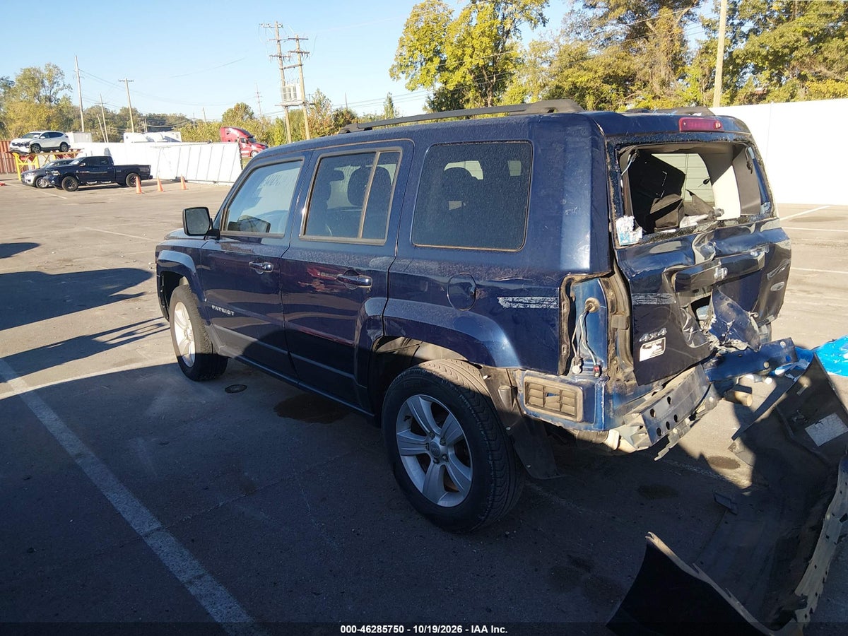 2017 JEEP PATRIOT LATITUDE 4X4 — photo 3